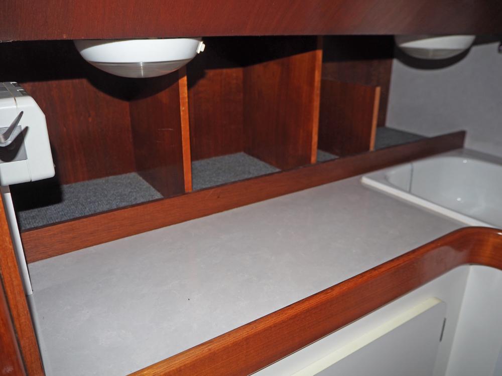 Vorschiff, Innenausstattung